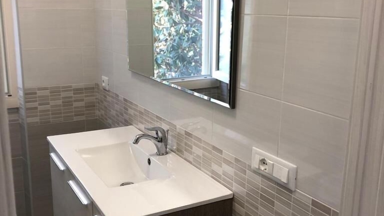 Photo of Bathroom in Latina Lido