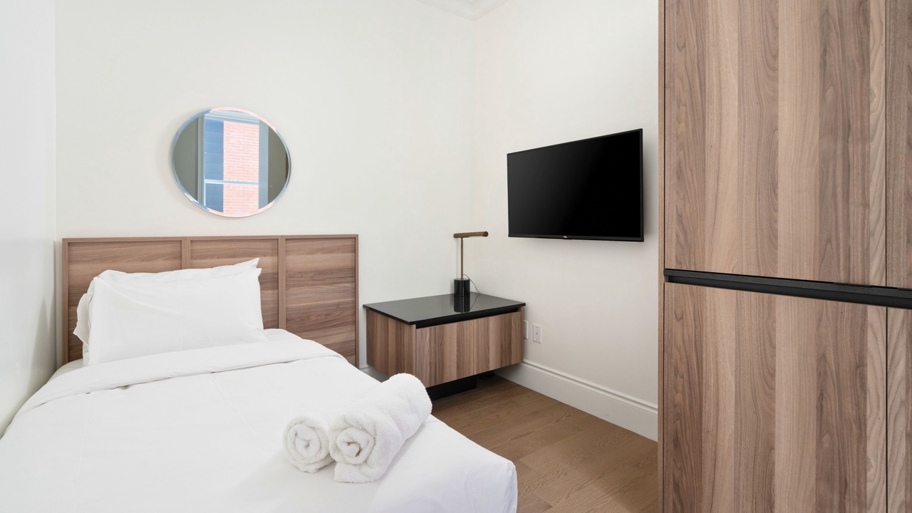 Photo of Bedroom in Latin Quarter