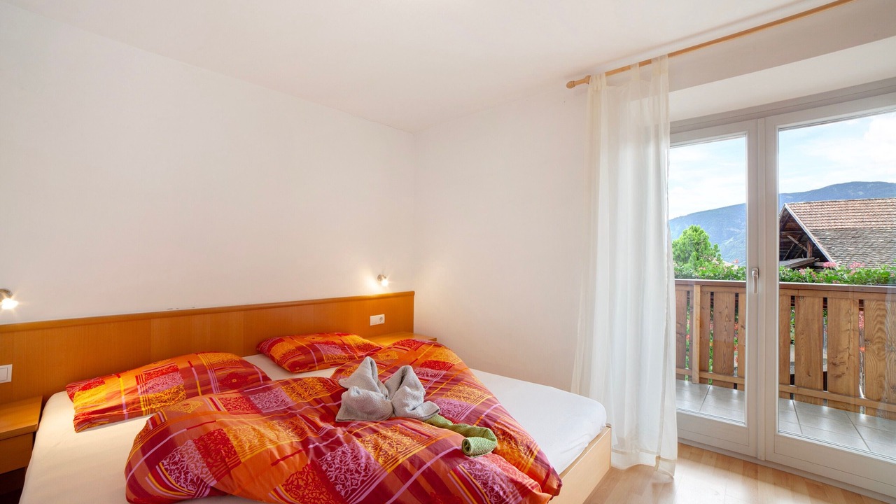 Photo of Bedroom in Schenna
