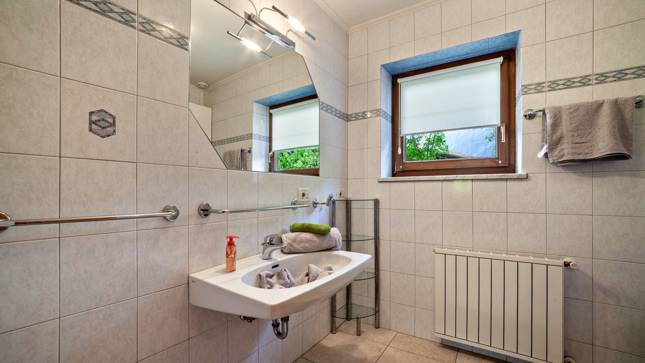 Photo of Bathroom in Schenna