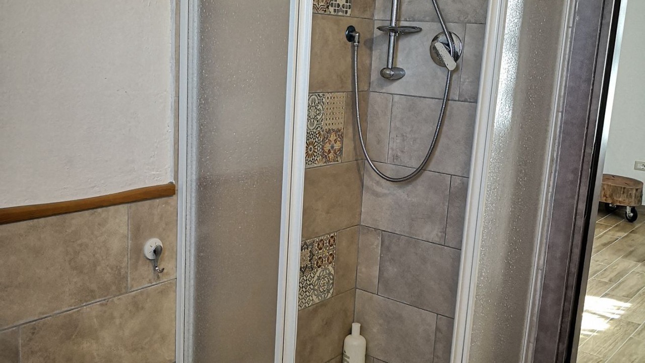Photo of Bathroom in Oliena