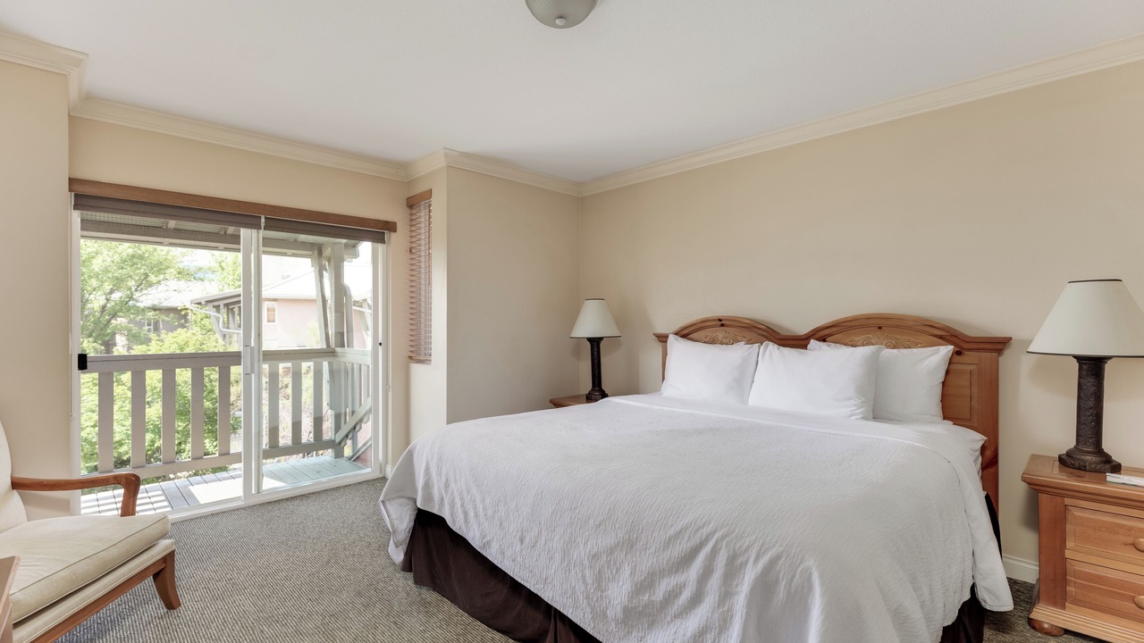 Photo of Bedroom in South Pandosy
