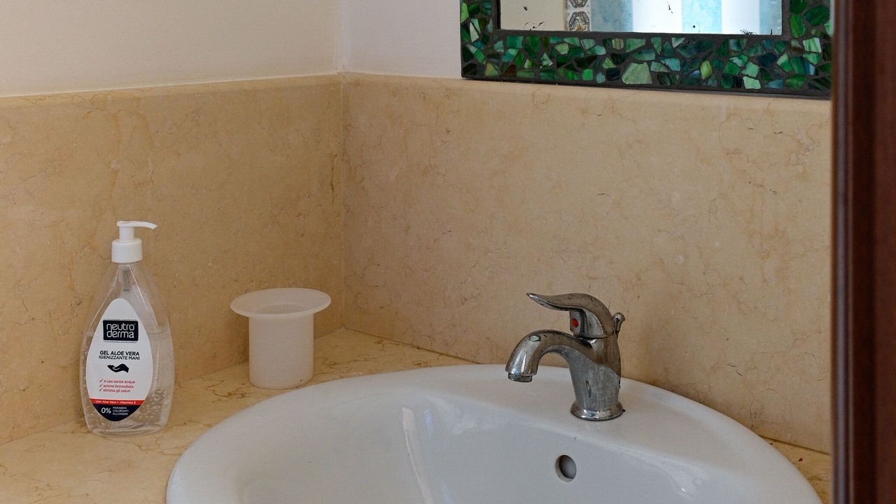 Photo of Bathroom in Marettimo