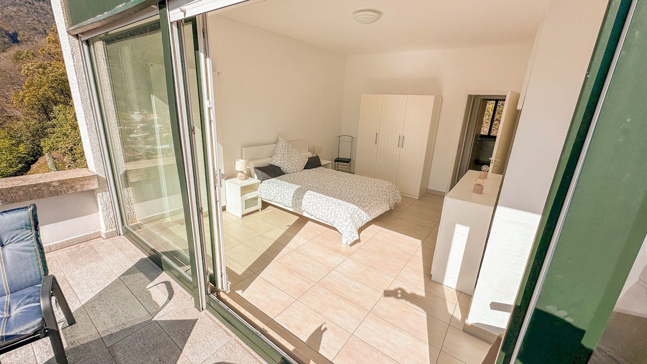 Photo of Bedroom in Cannobio