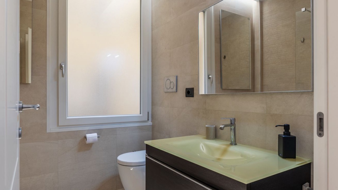 Photo of Bathroom in Universita