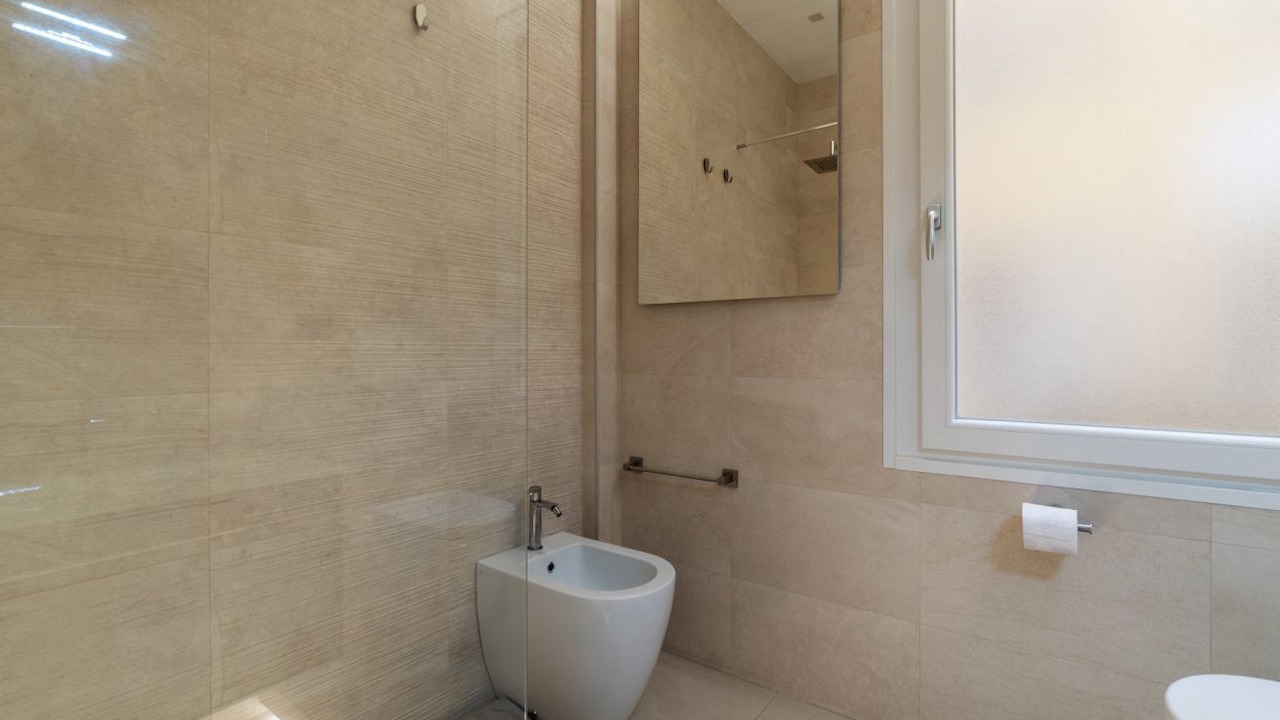 Photo of Bathroom in Universita