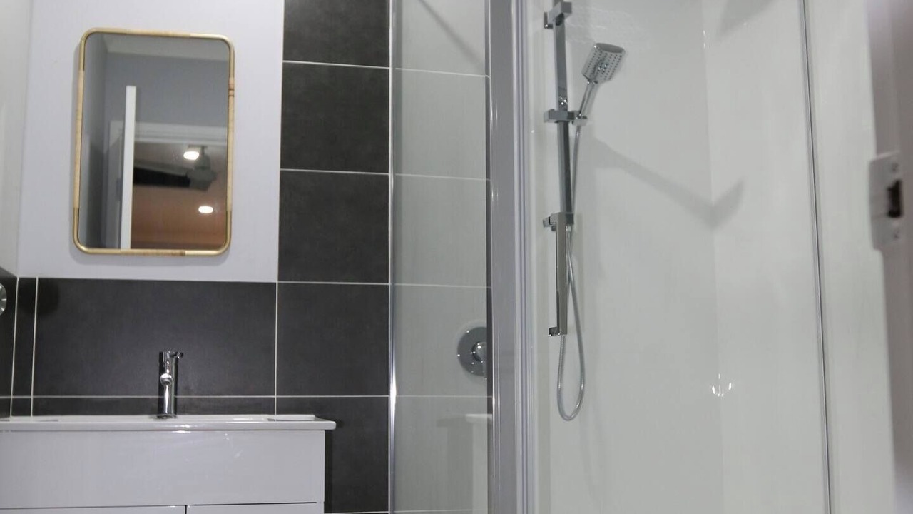 Photo of Bathroom in Torquay