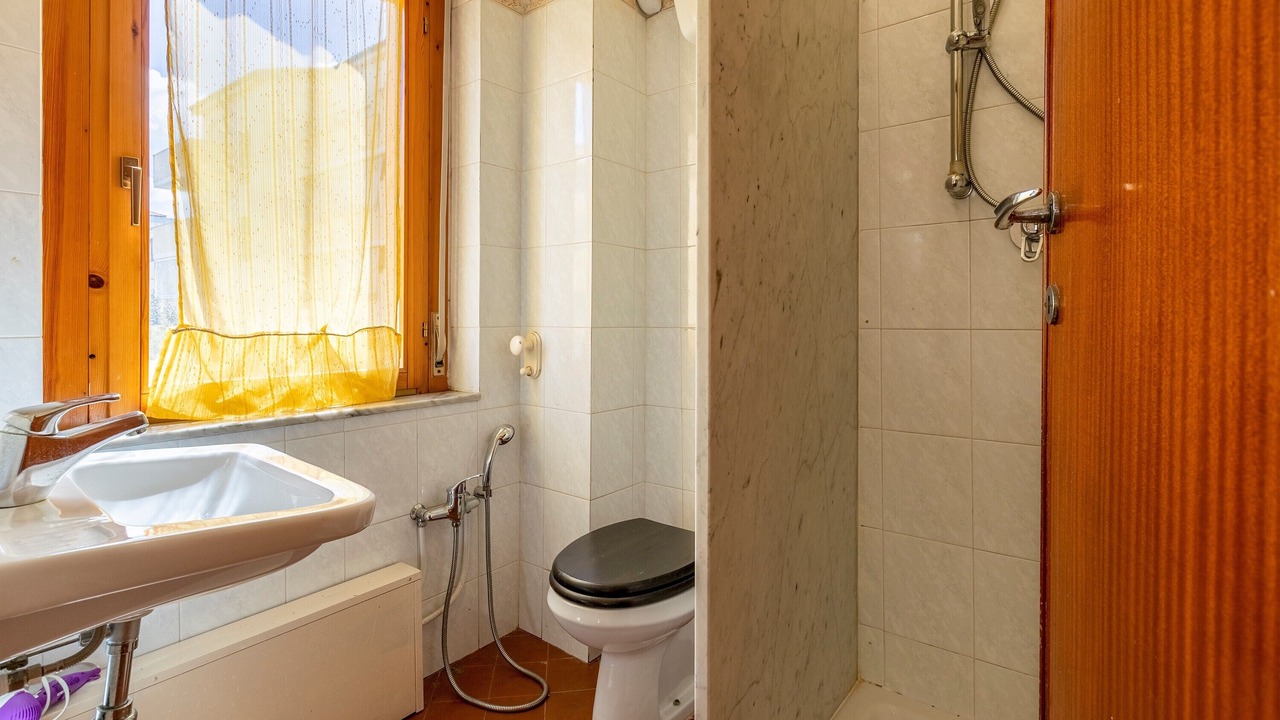 Photo of Bathroom in Lido