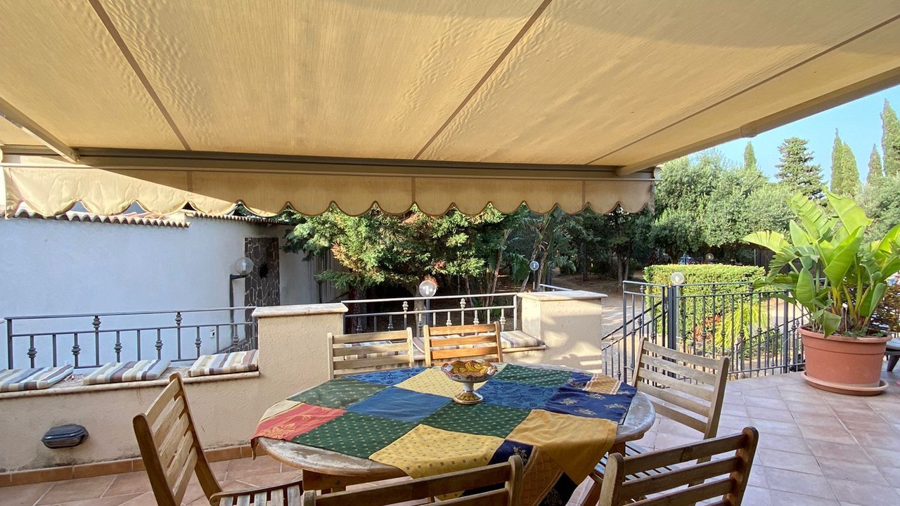 Photo of Outdoor in Carini