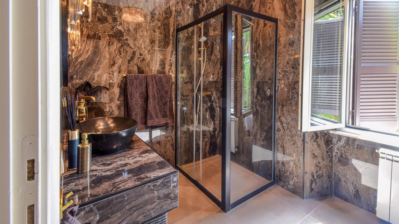 Photo of Bathroom in Anzio