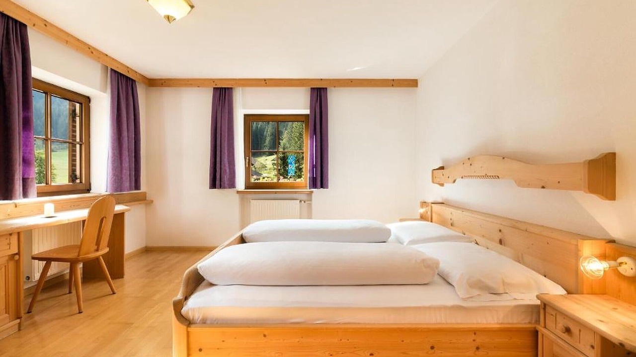 Photo of Bedroom in Racines