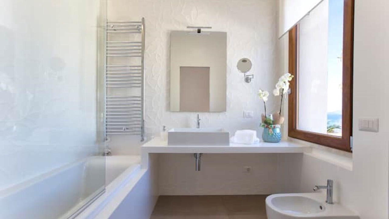 Photo of Bathroom in Lido