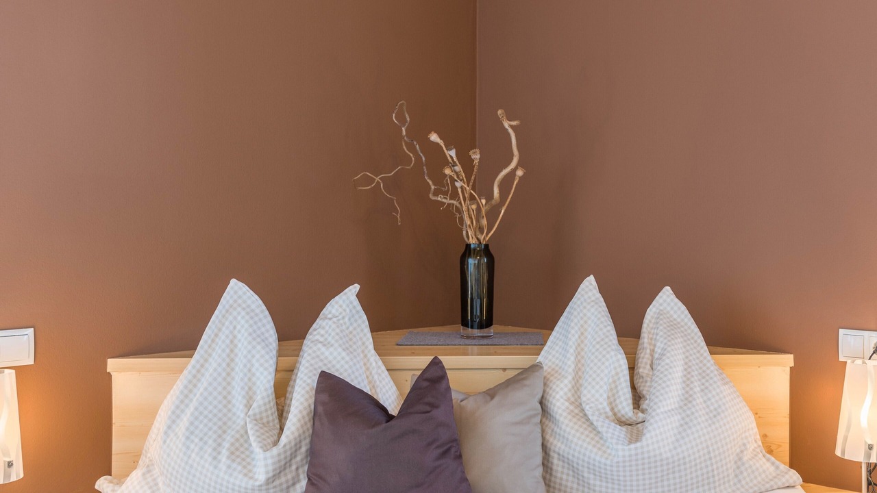 Photo of Bedroom in Laion