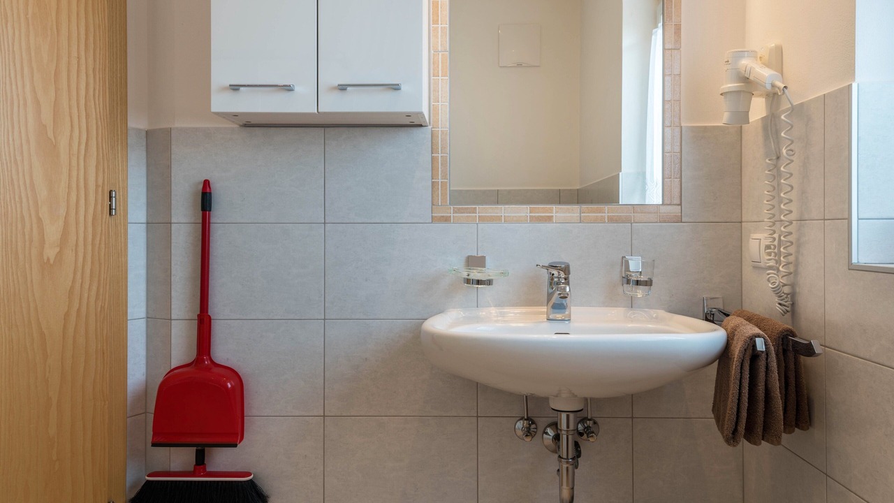 Photo of Bathroom in Laion