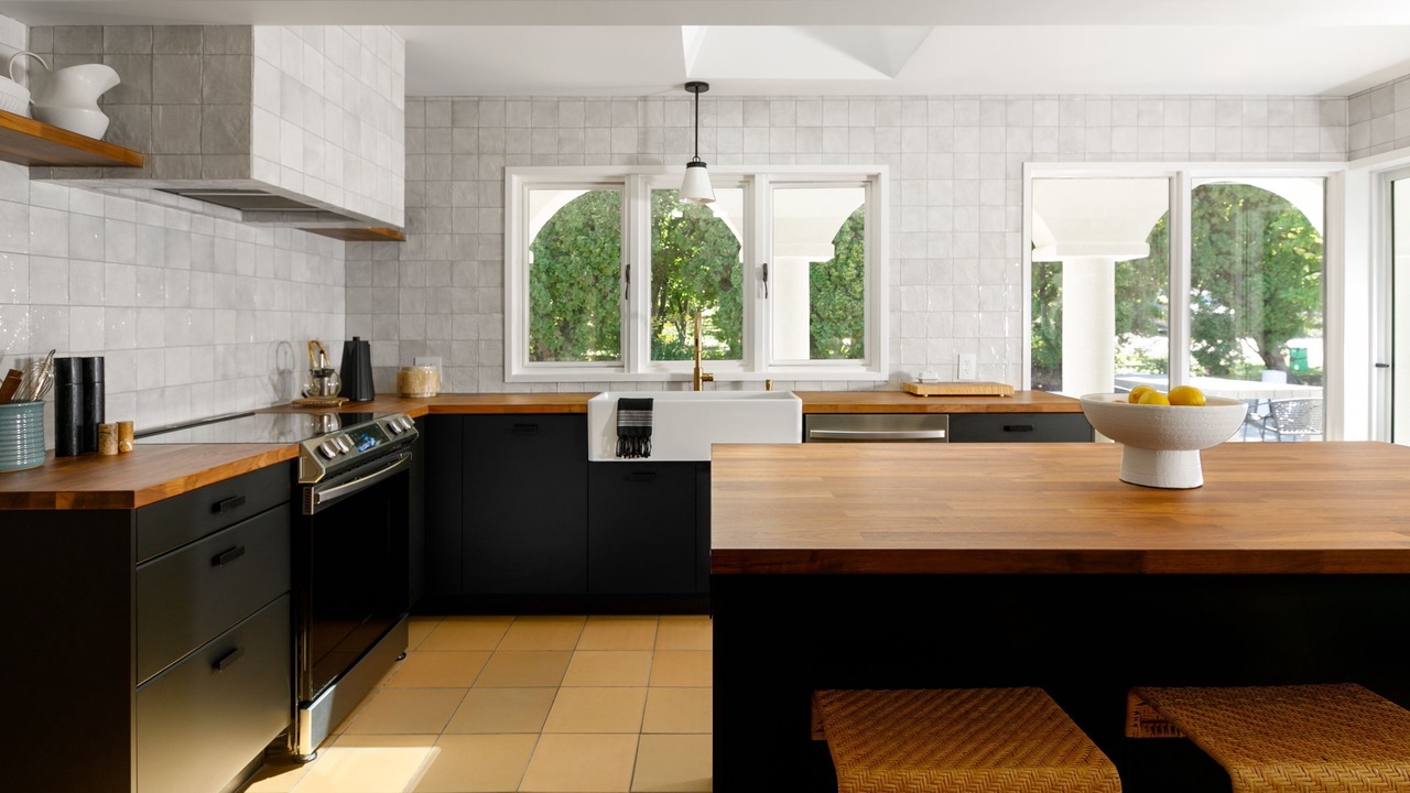 Photo of Kitchen in Okanagan-Similkameen