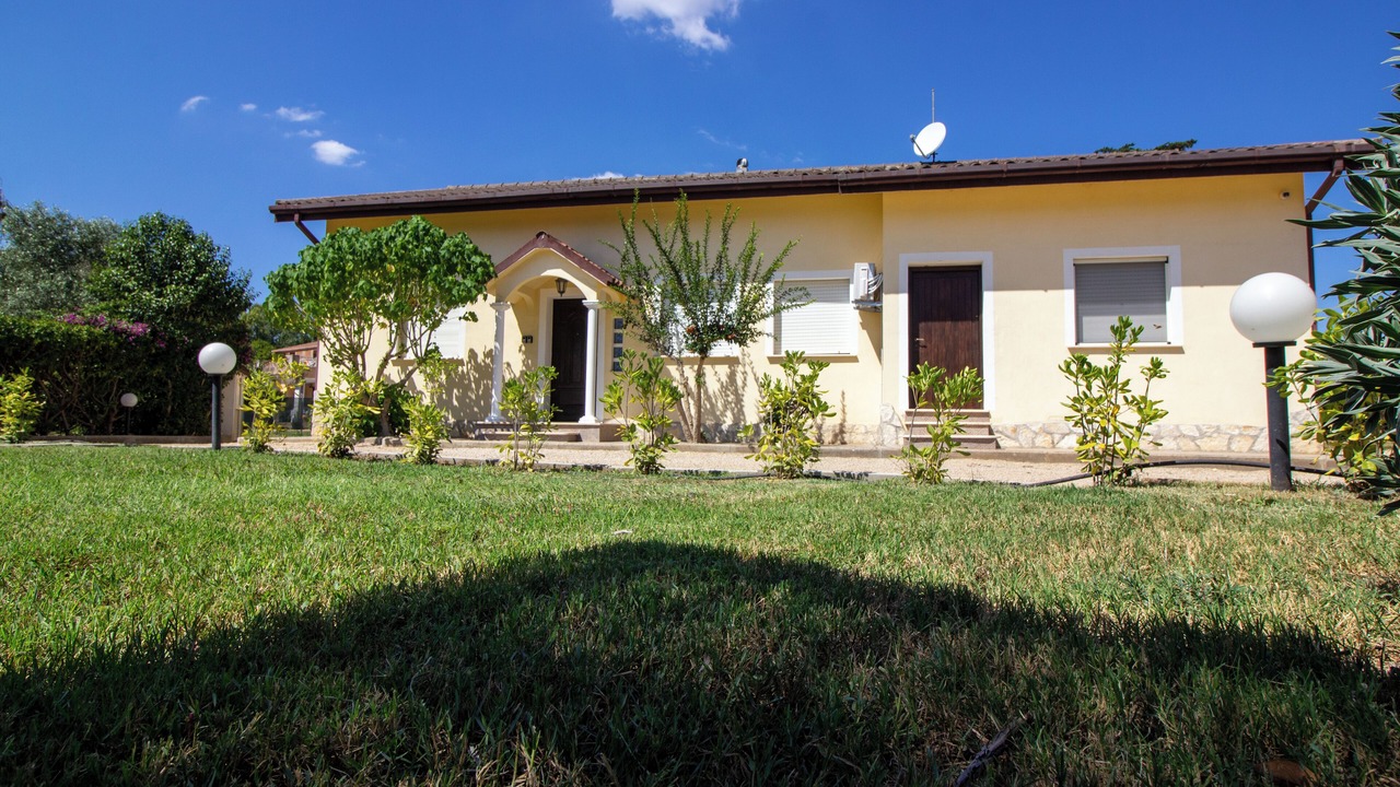 Photo of Outdoor in Santa Maria La Palma