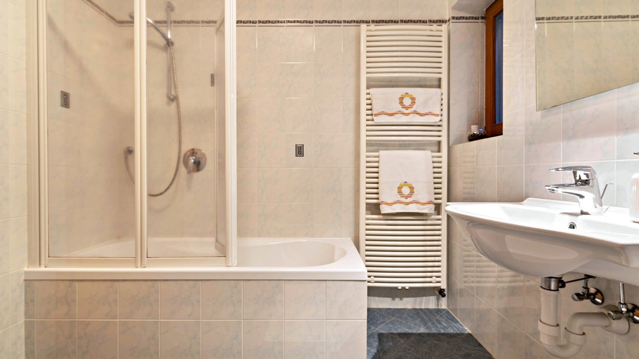 Photo of Bathroom in Collalbo