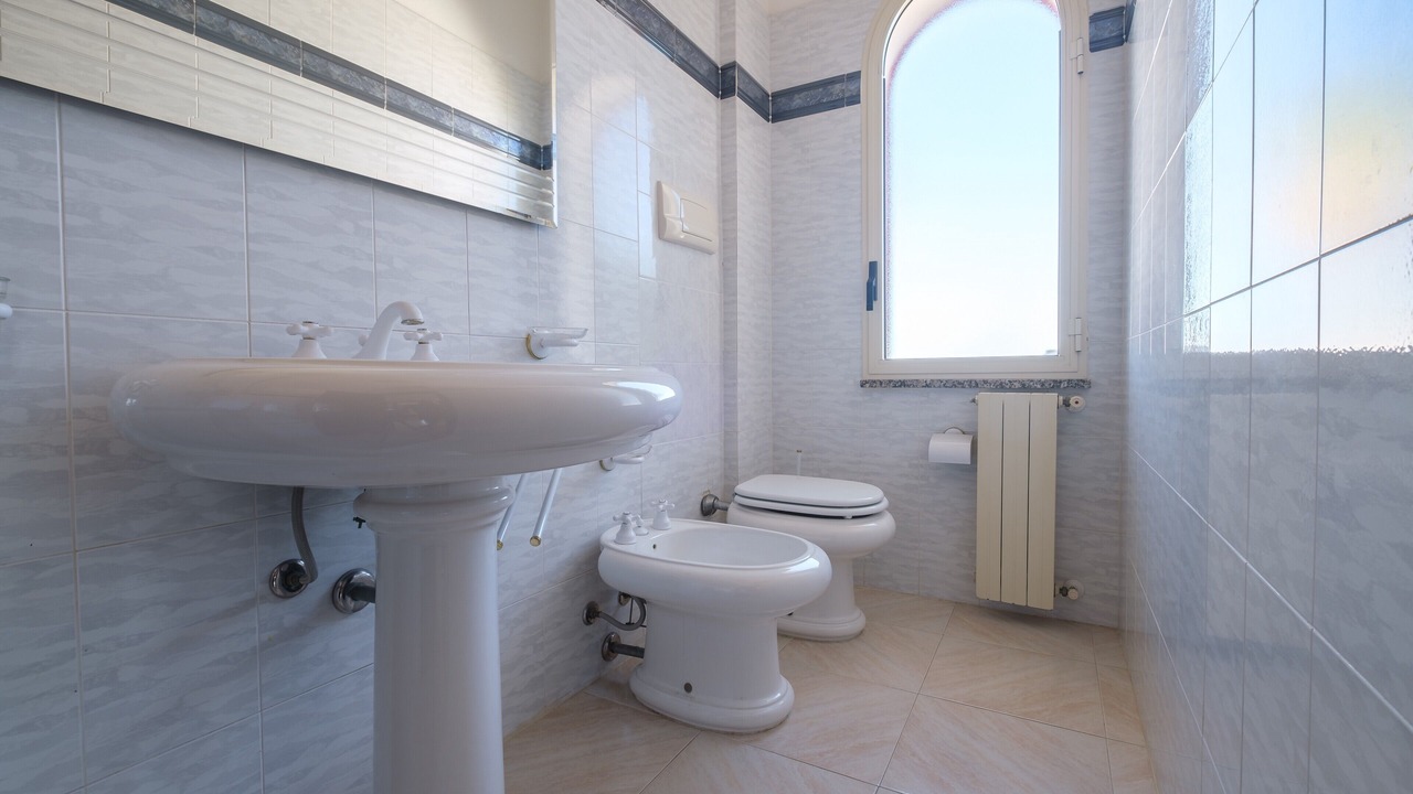 Photo of Bathroom in Furnari
