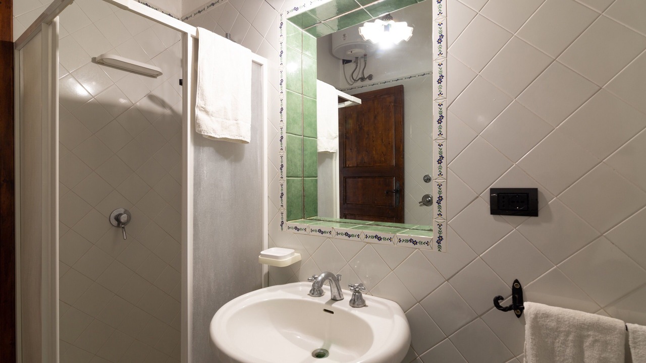 Photo of Bathroom in Porticalazzo