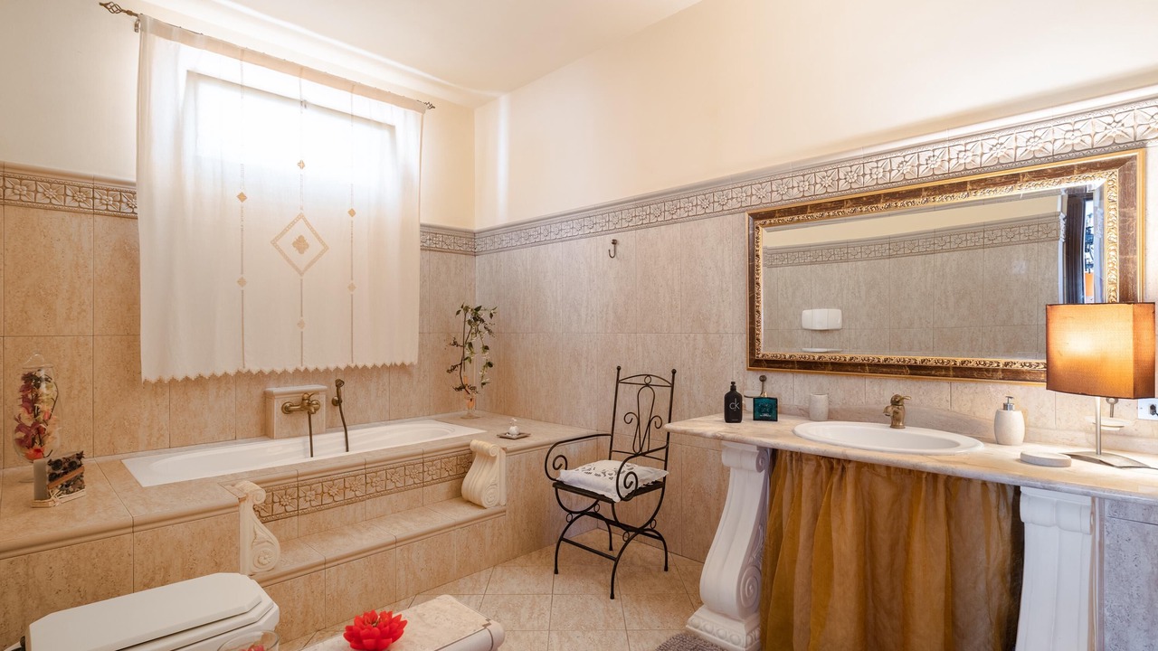 Photo of Bathroom in Menfi