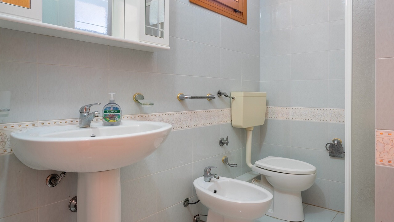 Photo of Bathroom in Contrada Pistavecchia 2