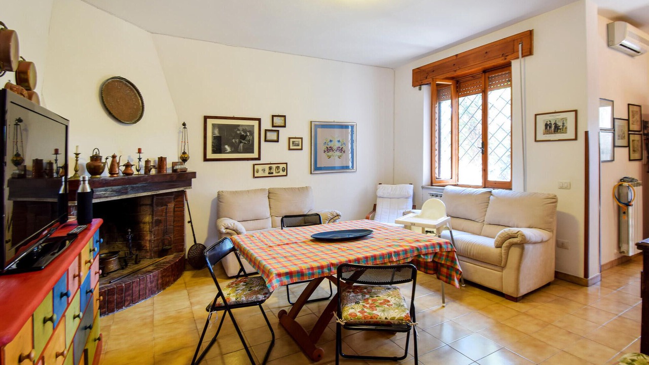 Photo of Bedroom in Latina Lido