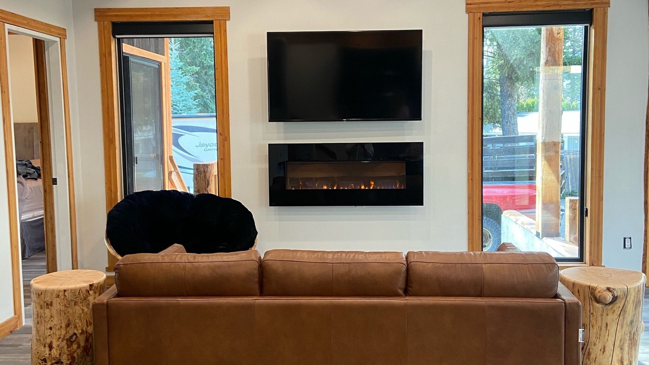 Photo of Livingroom in Okanagan-Similkameen