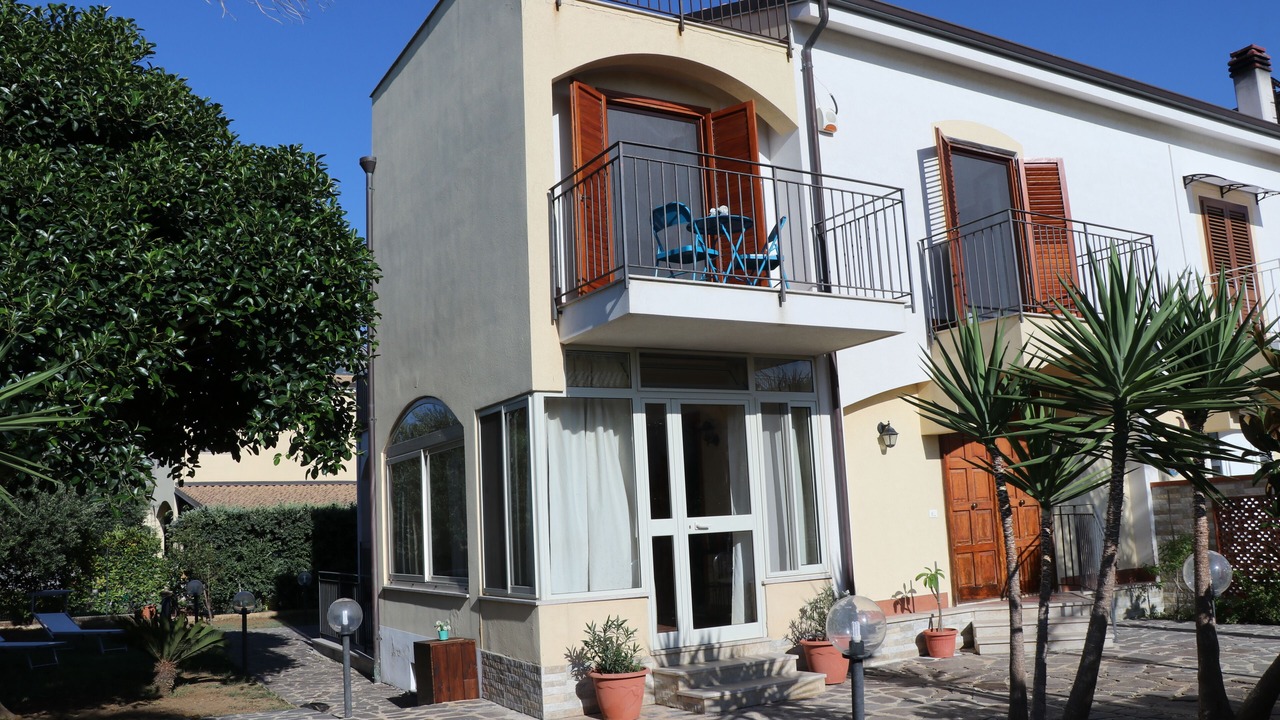 Photo of Outdoor in Carini