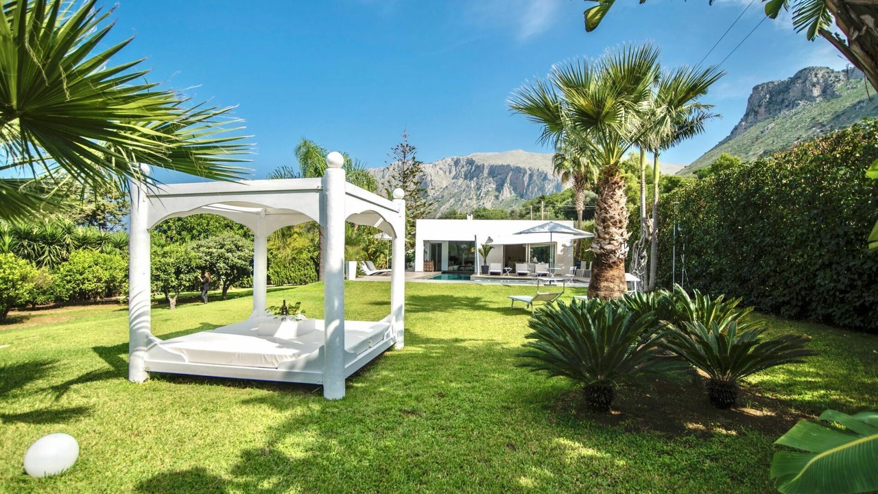 Photo of Outdoor in Terrasini