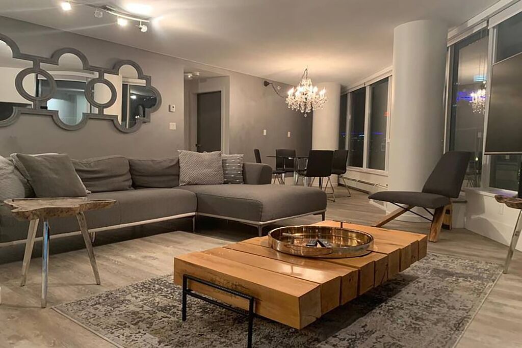 Photo of Livingroom in Gastown