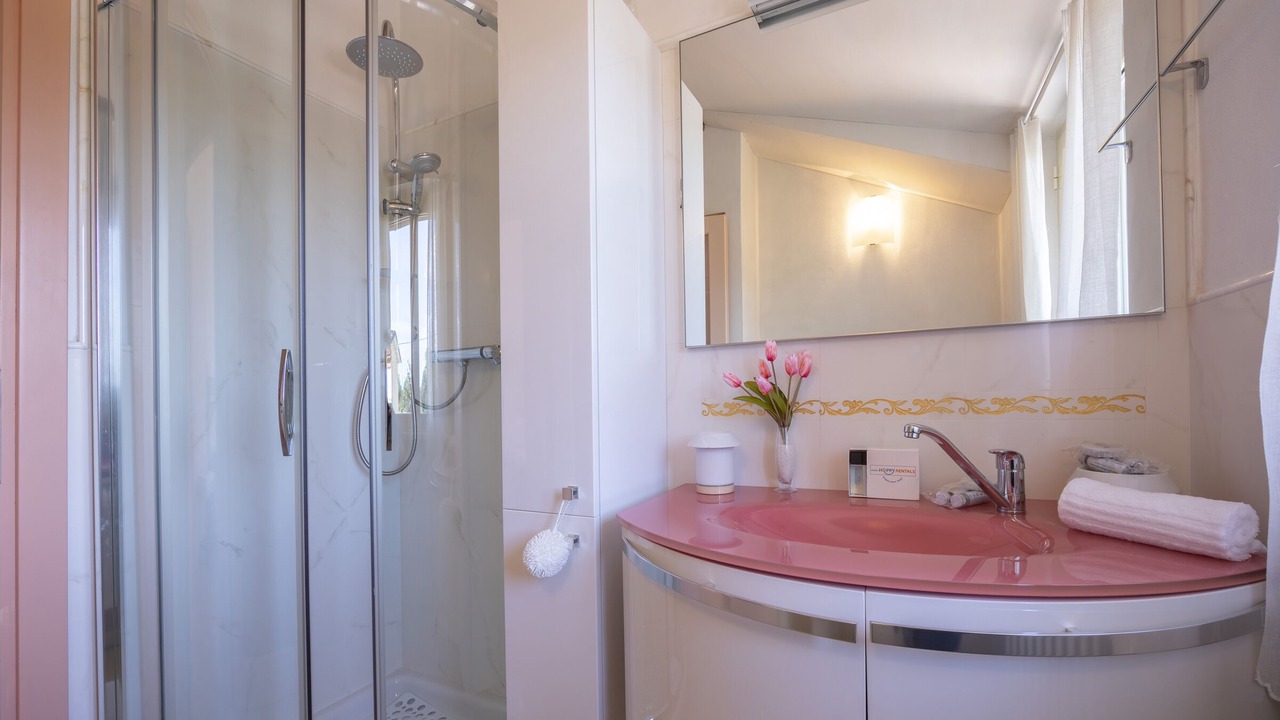 Photo of Bathroom in Pietrasanta