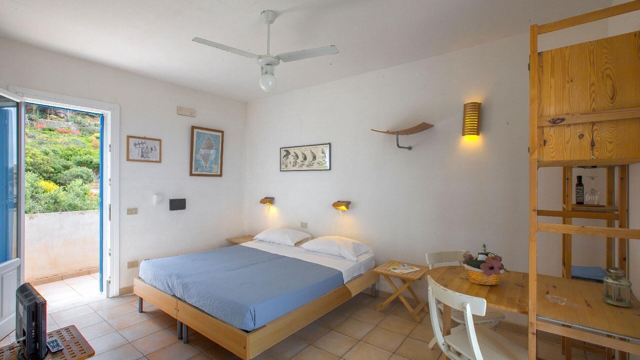 Photo of Bedroom in Marettimo