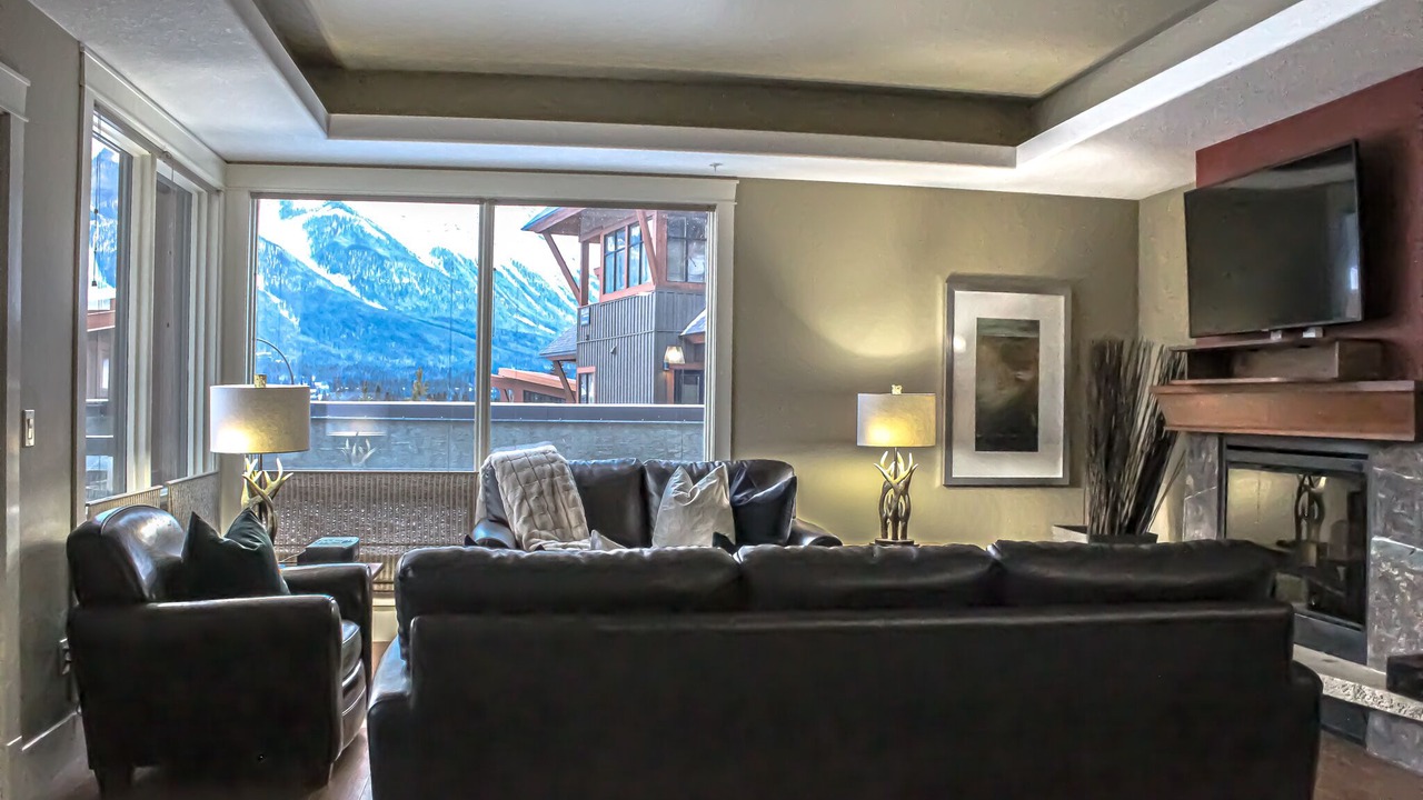 Photo of Livingroom in Cougar Creek