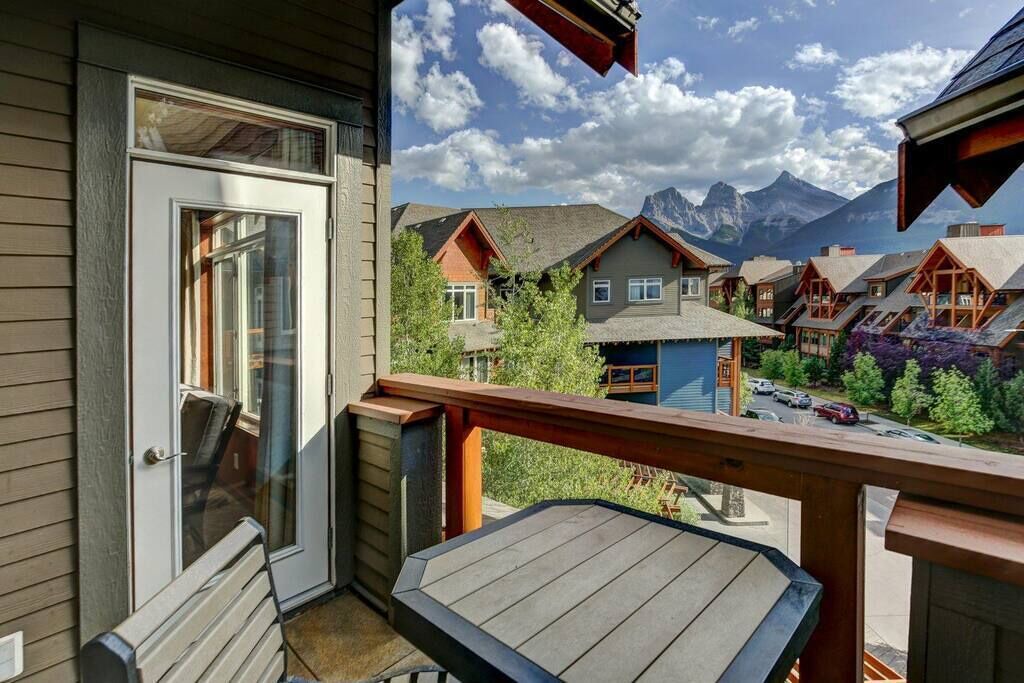 Photo of Others in Canmore