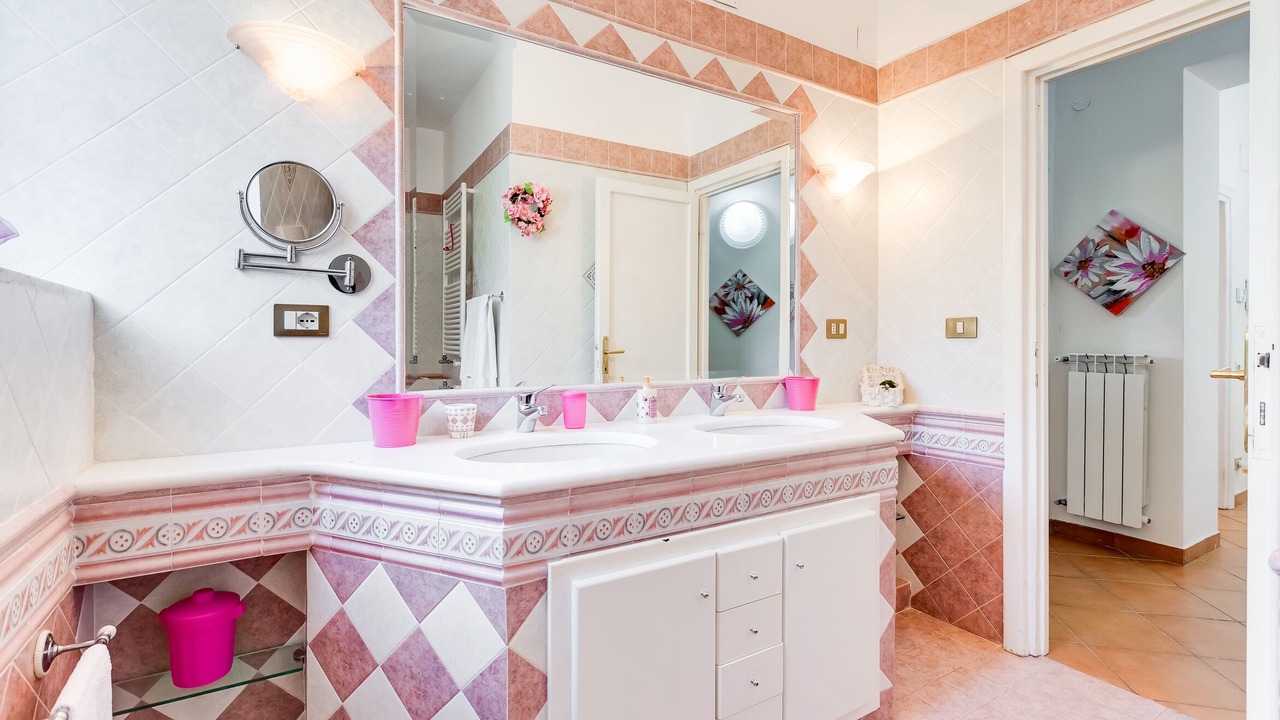 Photo of Bathroom in Rocca di Papa