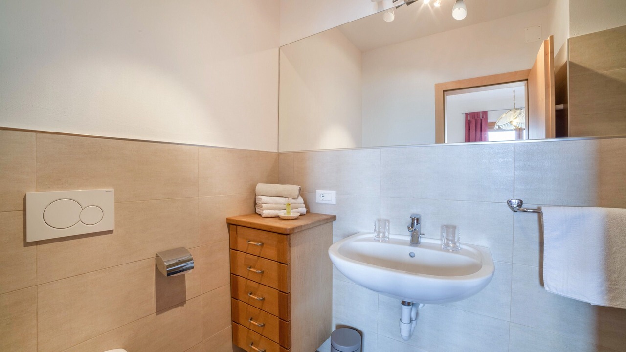 Photo of Bathroom in Schenna