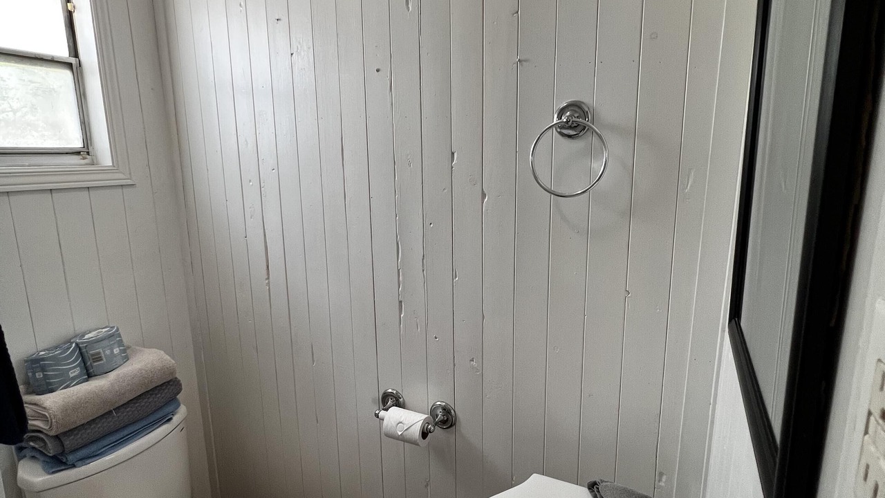 Photo of Bathroom in Wasaga Beach