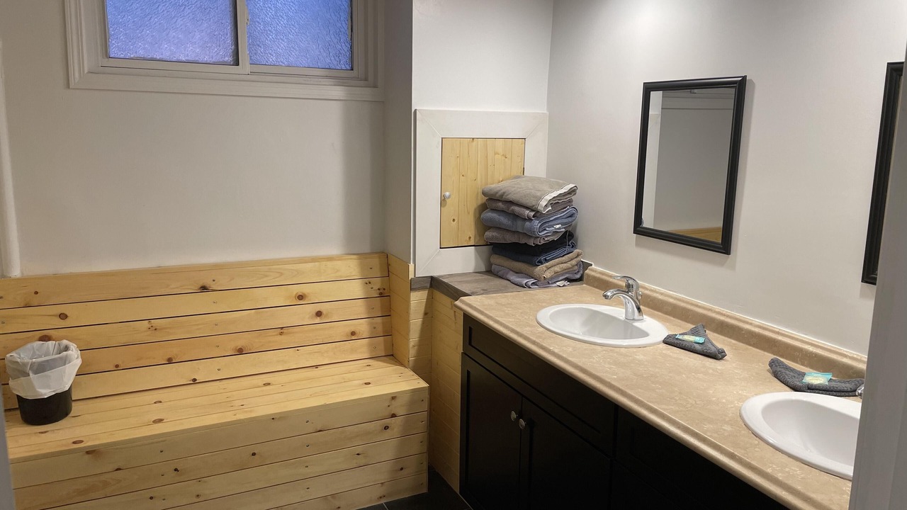 Photo of Bathroom in Wasaga Beach