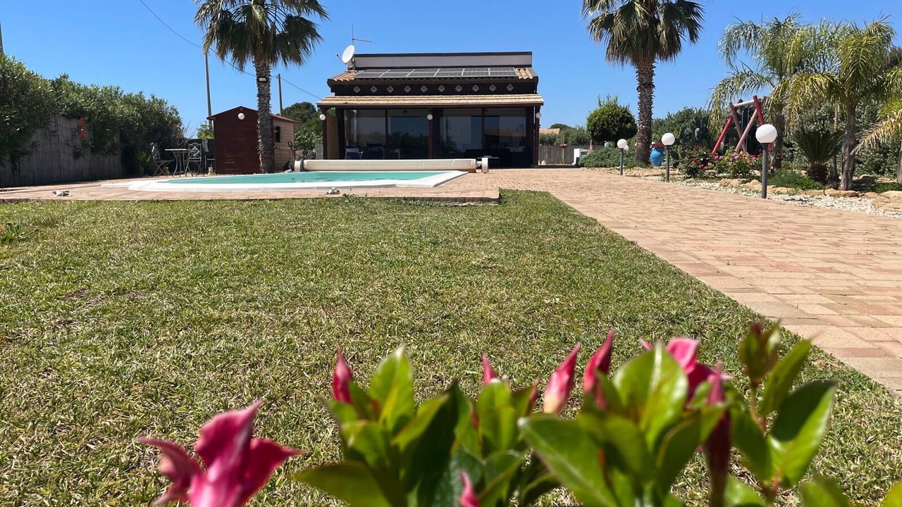 Photo of Outdoor in Pergole