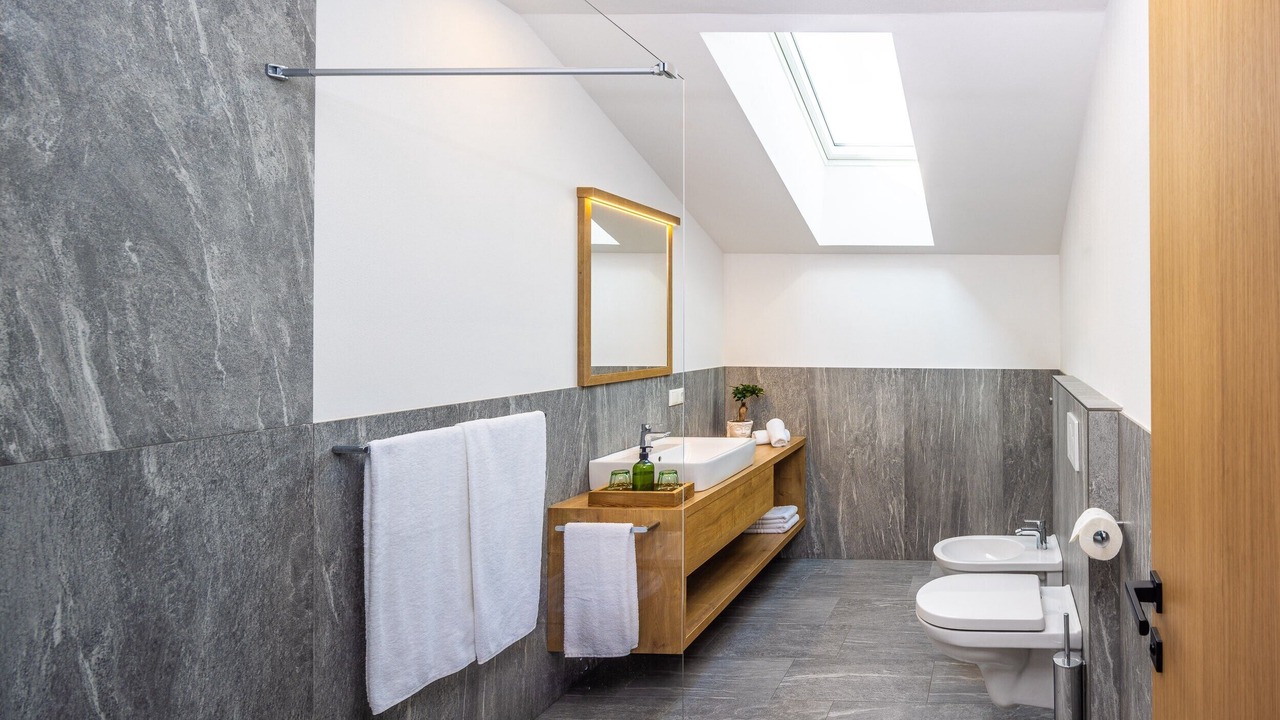 Photo of Bathroom in Lutago