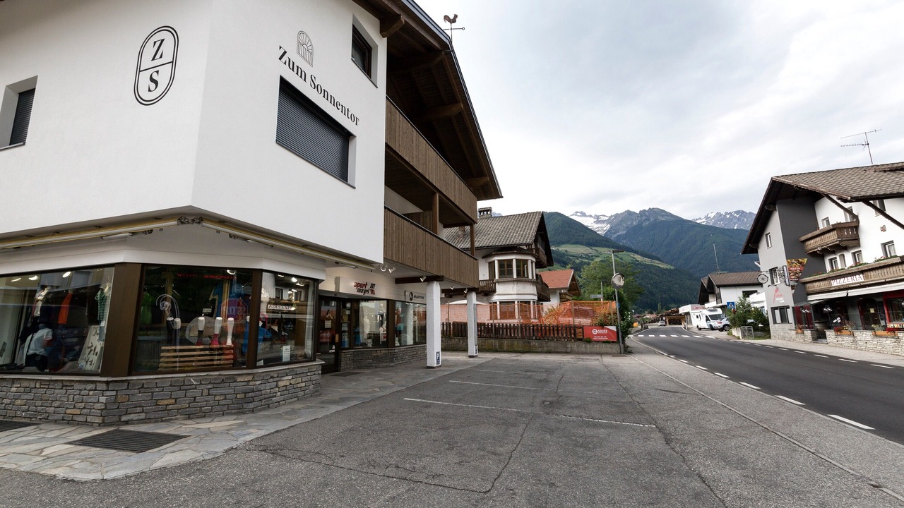 Photo of Outdoor in Lutago