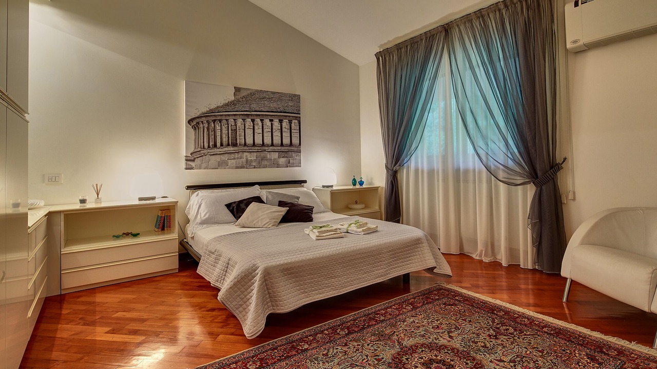 Photo of Bedroom in Arezzo