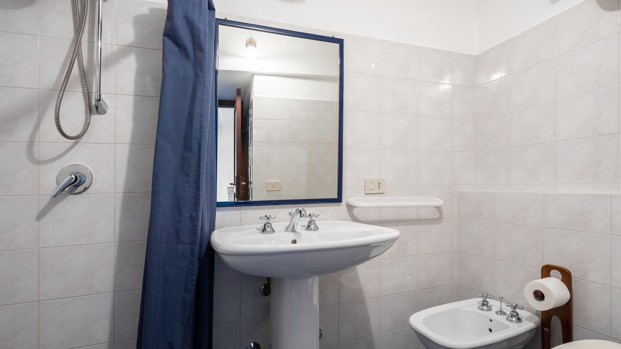 Photo of Bathroom in Pantelleria