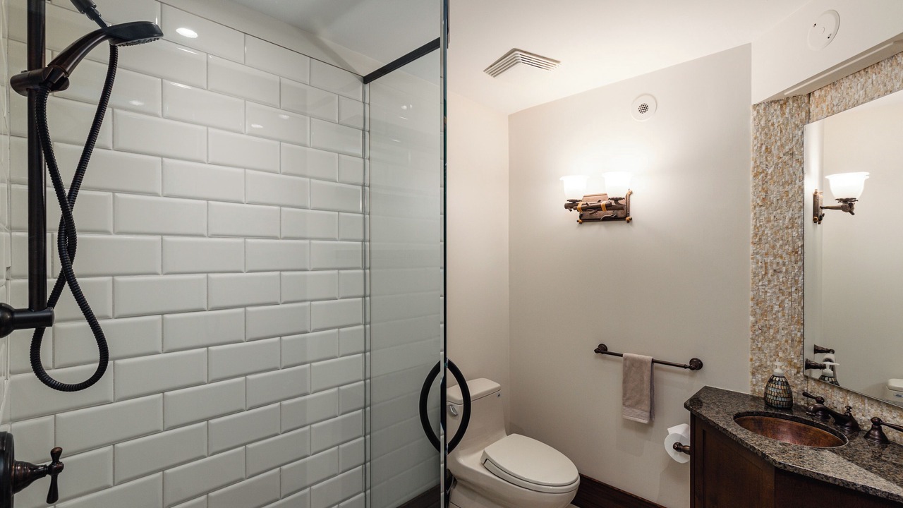 Photo of Bathroom in Upper Village