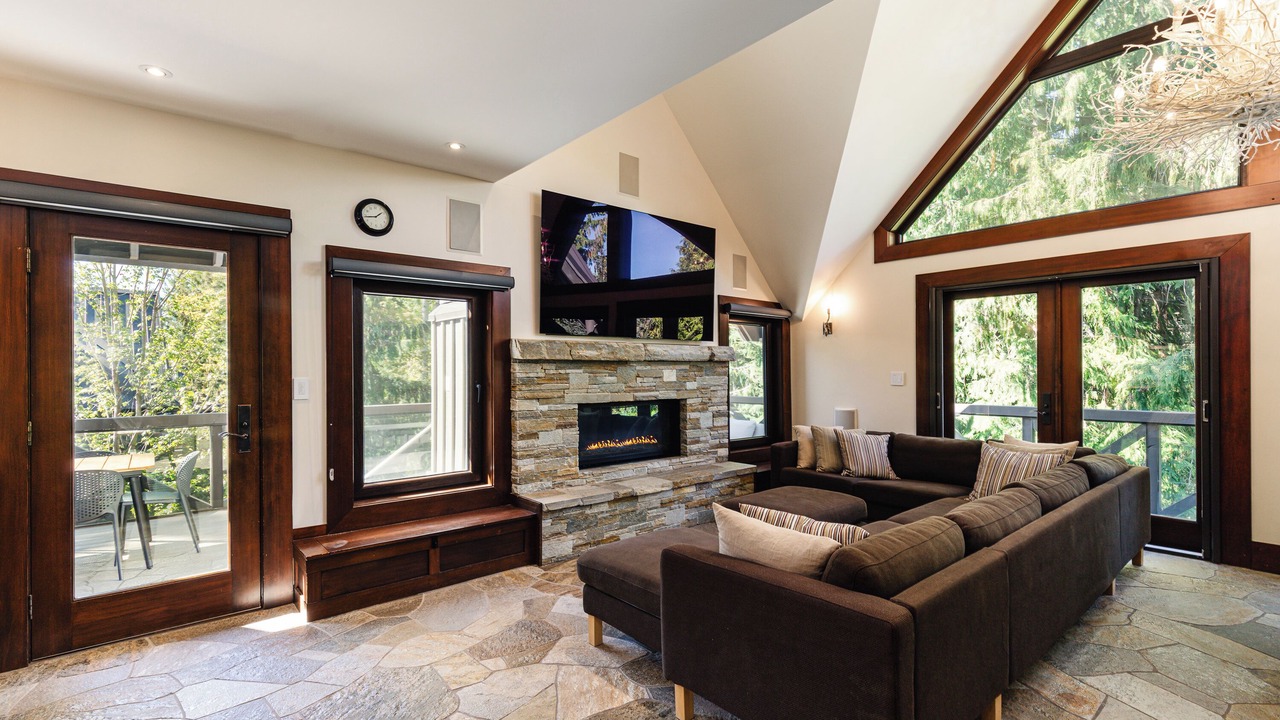Photo of Livingroom in Upper Village