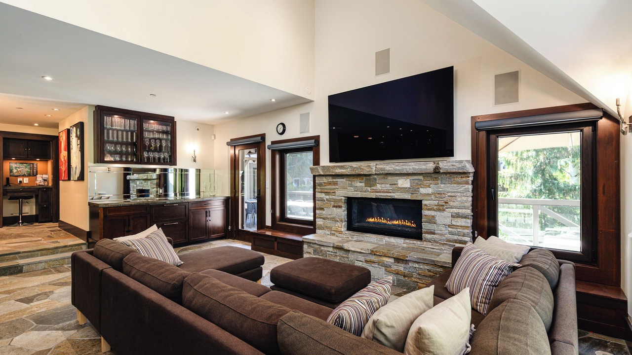 Photo of Livingroom in Upper Village