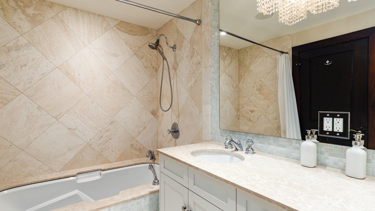 Photo of Bathroom in Upper Village