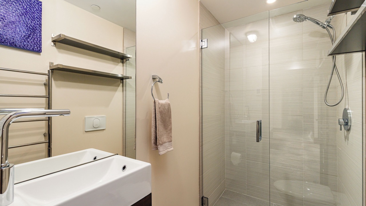 Photo of Bathroom in Upper Village