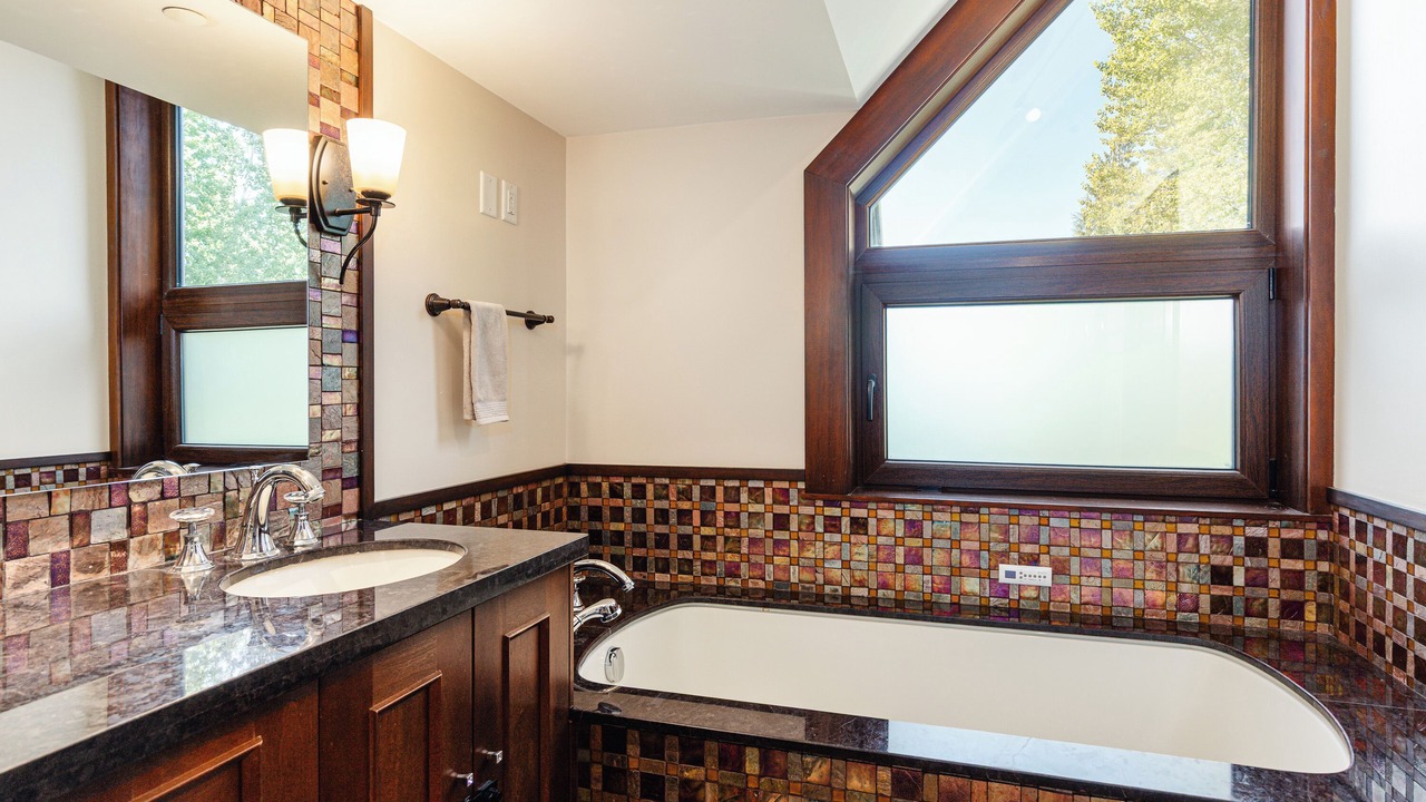 Photo of Bathroom in Upper Village