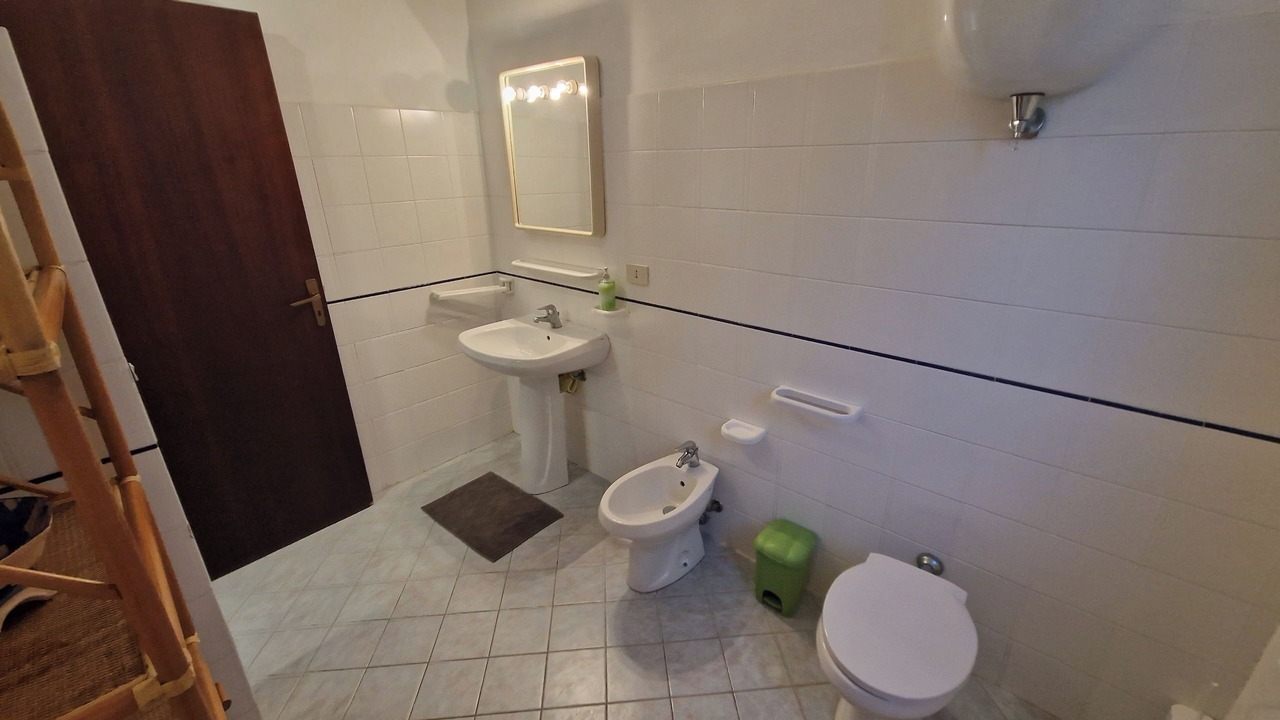 Photo of Bathroom in Kamma